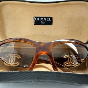 Chanel Tortoise frame sunglasses